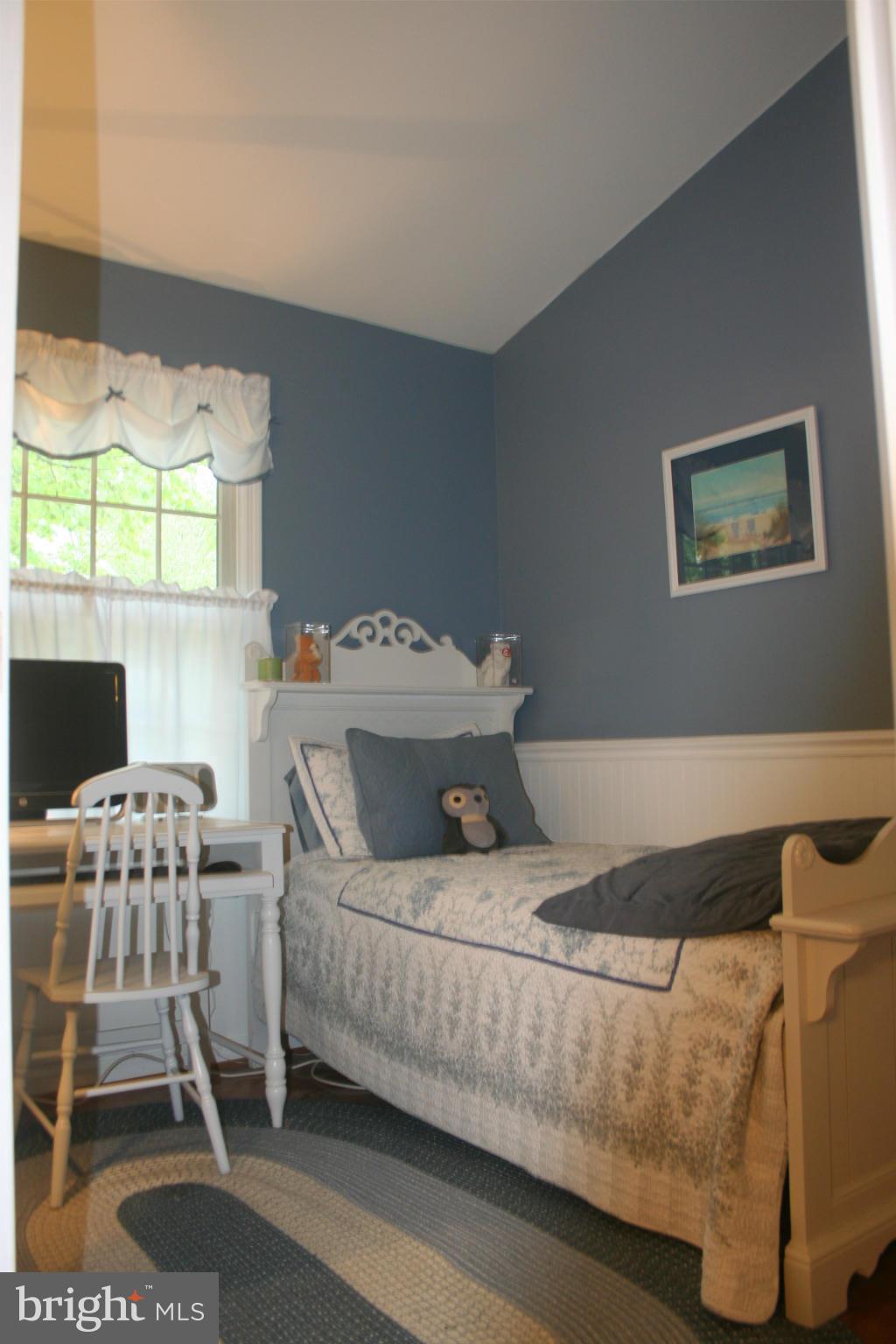6493 Milva Lane Springfield, VA 22150 - Photo 9 of 30 Bedroom