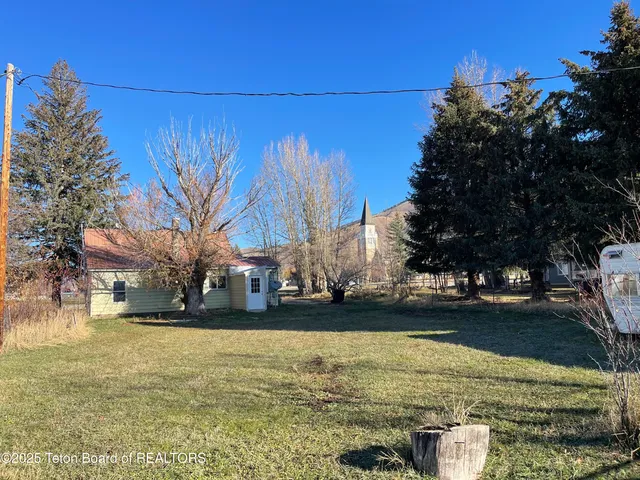 $349,900 | 174 East 4th Avenue, Afton, WY 83110