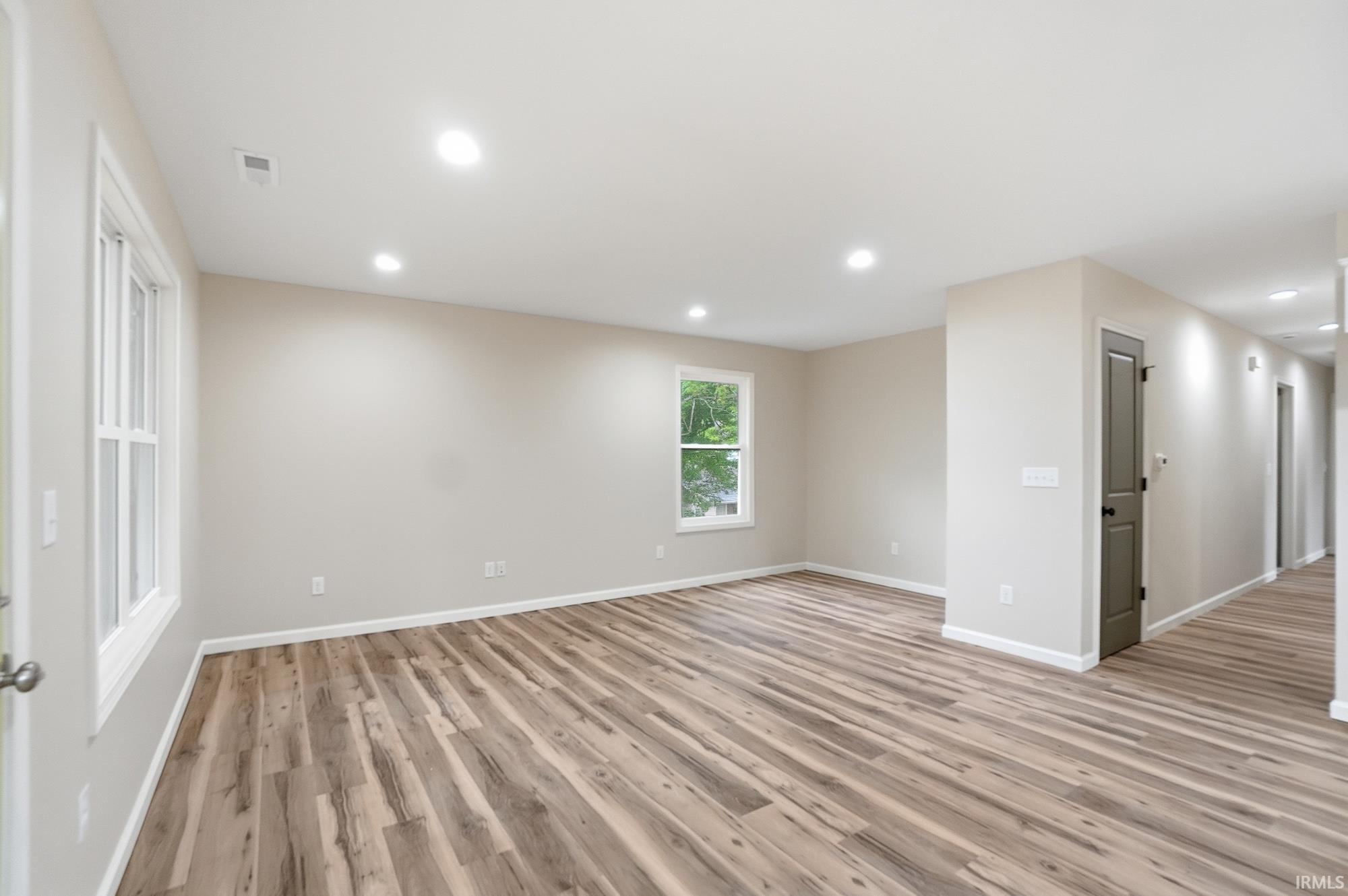 1626 Howell Street, Unit 201 Fort Wayne, IN 46808 - Photo 8 of 33