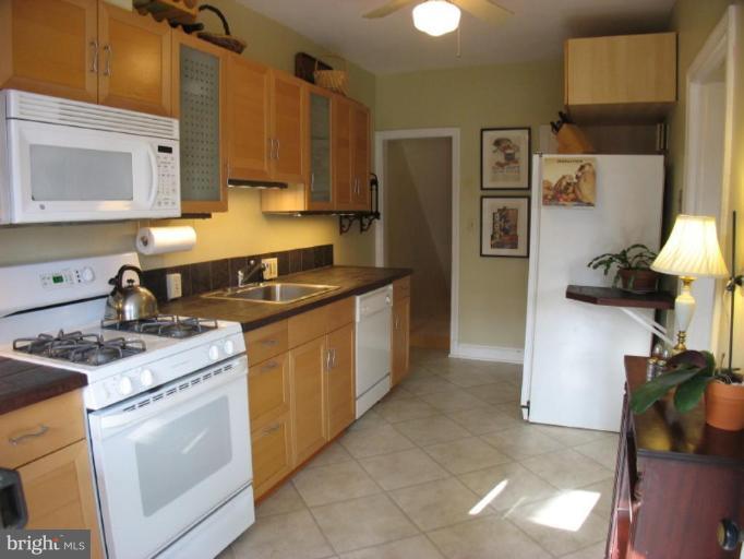 307 Dunkirk Road Baltimore, MD 21212 - Photo 8 of 30 Kitchen