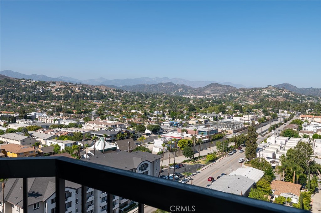 222 Monterey Road, Unit 1205 Glendale, CA 91206 - Photo 29 of 43