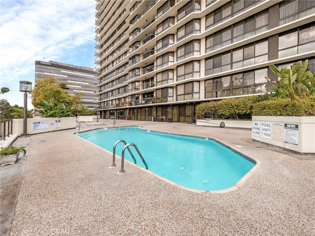 222 Monterey Road, Unit 1205 Glendale, CA 91206 - Photo 38 of 43