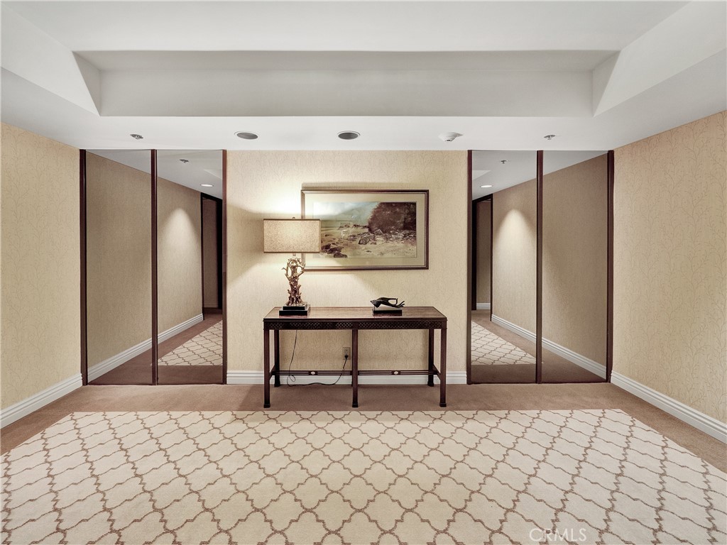 222 Monterey Road, Unit 1205 Glendale, CA 91206 - Photo 5 of 43