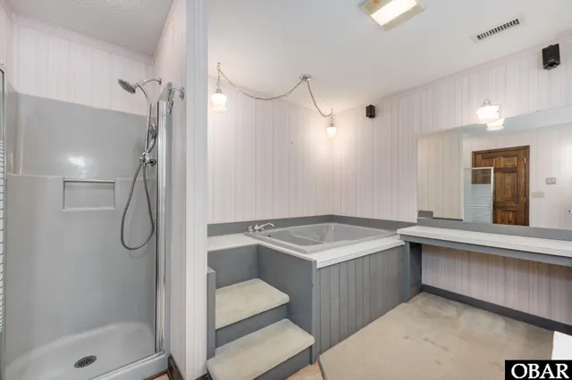 $718,000 | 800 West Kitty Hawk Road, Kitty Hawk, NC 27949