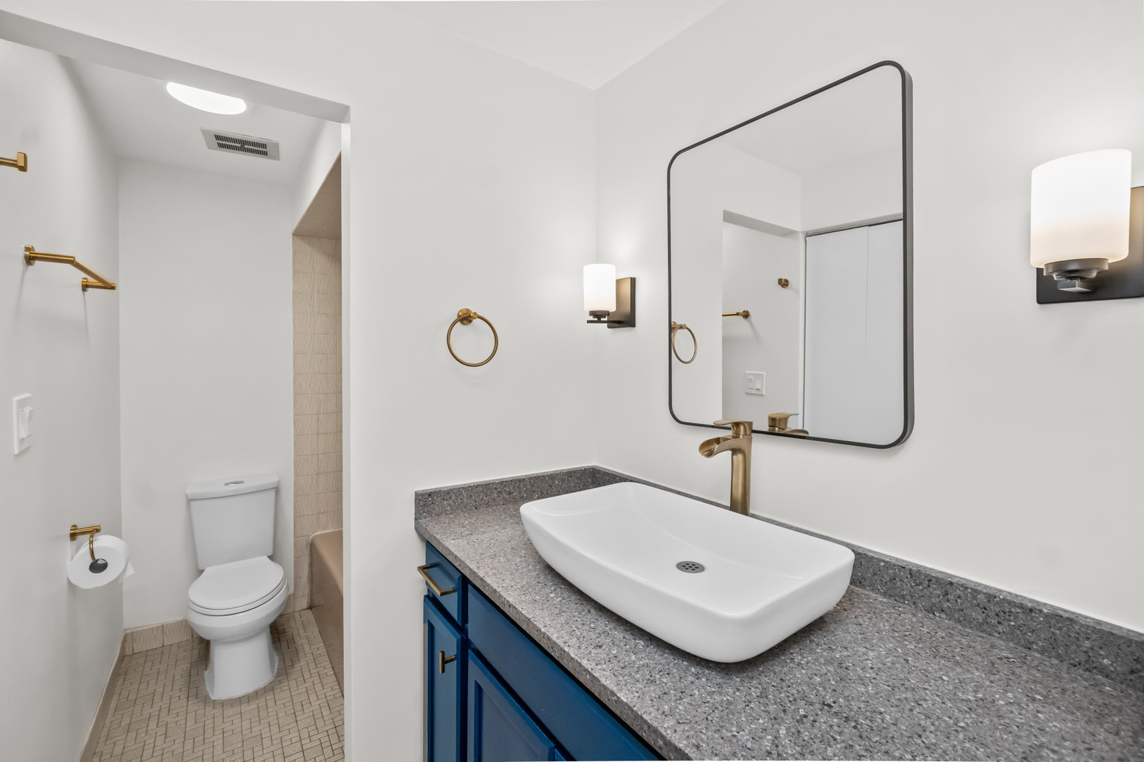 4125 North Keystone Avenue, Unit 202 Chicago, IL 60641 - Photo 9 of 13