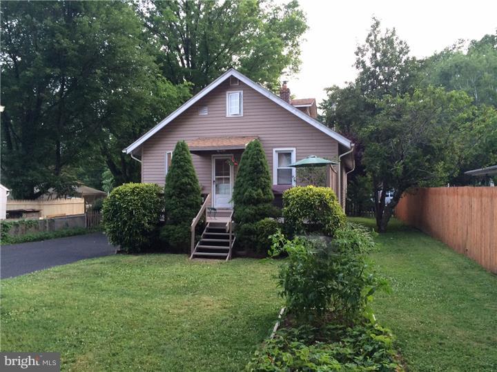 310 Warren Road Hatboro, PA 19040 - Photo 15 of 18 Exterior Back