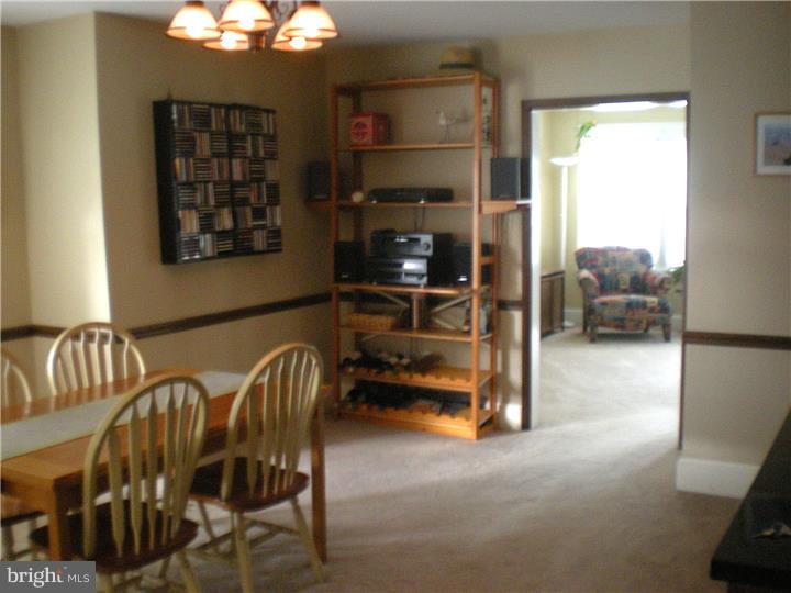 310 Warren Road Hatboro, PA 19040 - Photo 5 of 18 Dining Room
