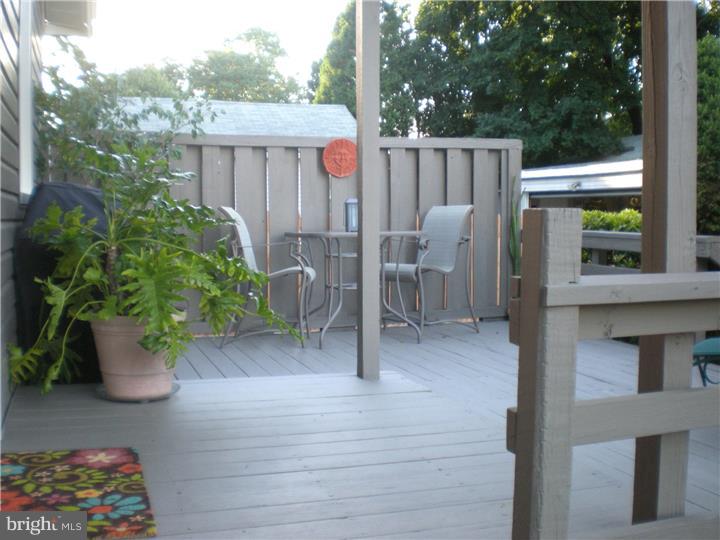 310 Warren Road Hatboro, PA 19040 - Photo 9 of 18 Deck