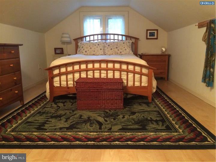 310 Warren Road Hatboro, PA 19040 - Photo 10 of 18 Bedroom - Main