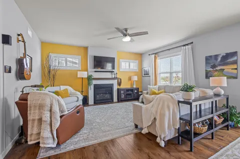 $700,000 | 1317 Black Stallion Drive, Madison, WI 53718