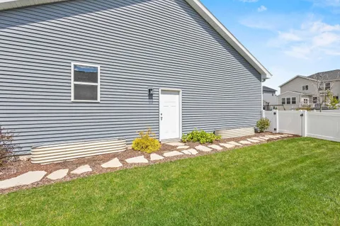 $700,000 | 1317 Black Stallion Drive, Madison, WI 53718