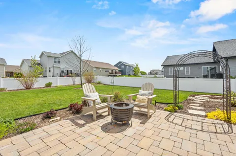$700,000 | 1317 Black Stallion Drive, Madison, WI 53718