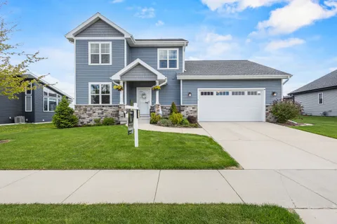$700,000 | 1317 Black Stallion Drive, Madison, WI 53718