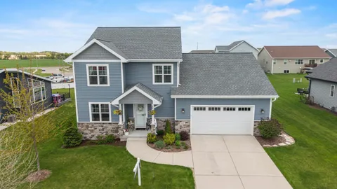 $700,000 | 1317 Black Stallion Drive, Madison, WI 53718