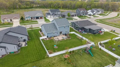 $700,000 | 1317 Black Stallion Drive, Madison, WI 53718