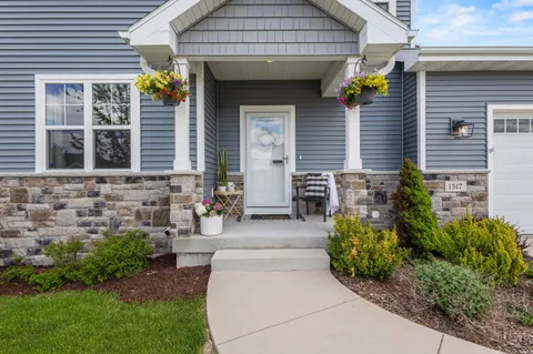 $700,000 | 1317 Black Stallion Drive, Madison, WI 53718