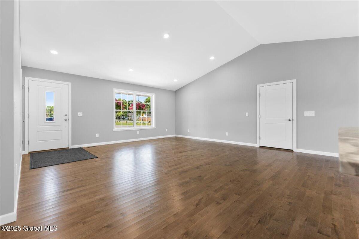 71 Bluebird Road Moreau, NY 12828 - Photo 8 of 40 07-IMG_1281