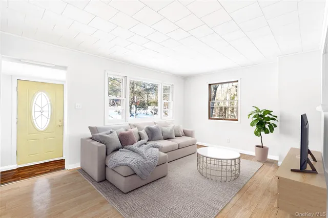 $255,000 | 7 Fern Trail, Wurtsboro, NY 12790