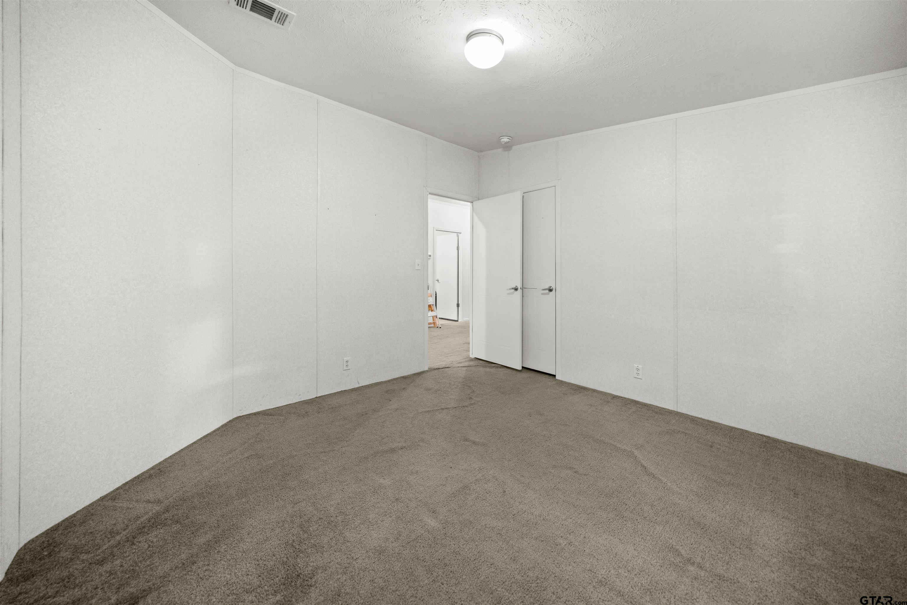 5611 Holiday Hills Road Tyler, TX 75708 - Photo 25 of 38 a view of an empty room