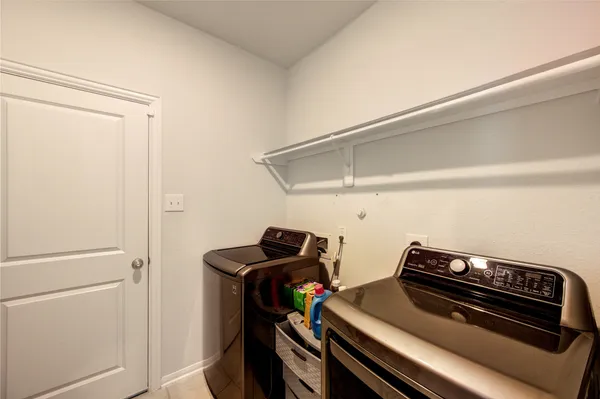 $2,400 | 20951 New Proper Drive, New Caney, TX 77357