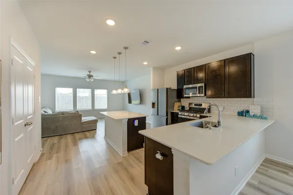 $2,400 | 20951 New Proper Drive, New Caney, TX 77357