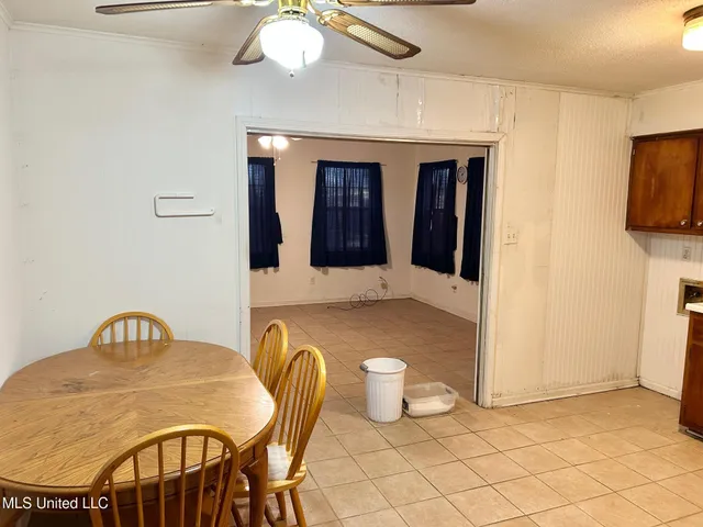 $152,900 | 5562 Caroline Drive, Horn Lake, MS 38637