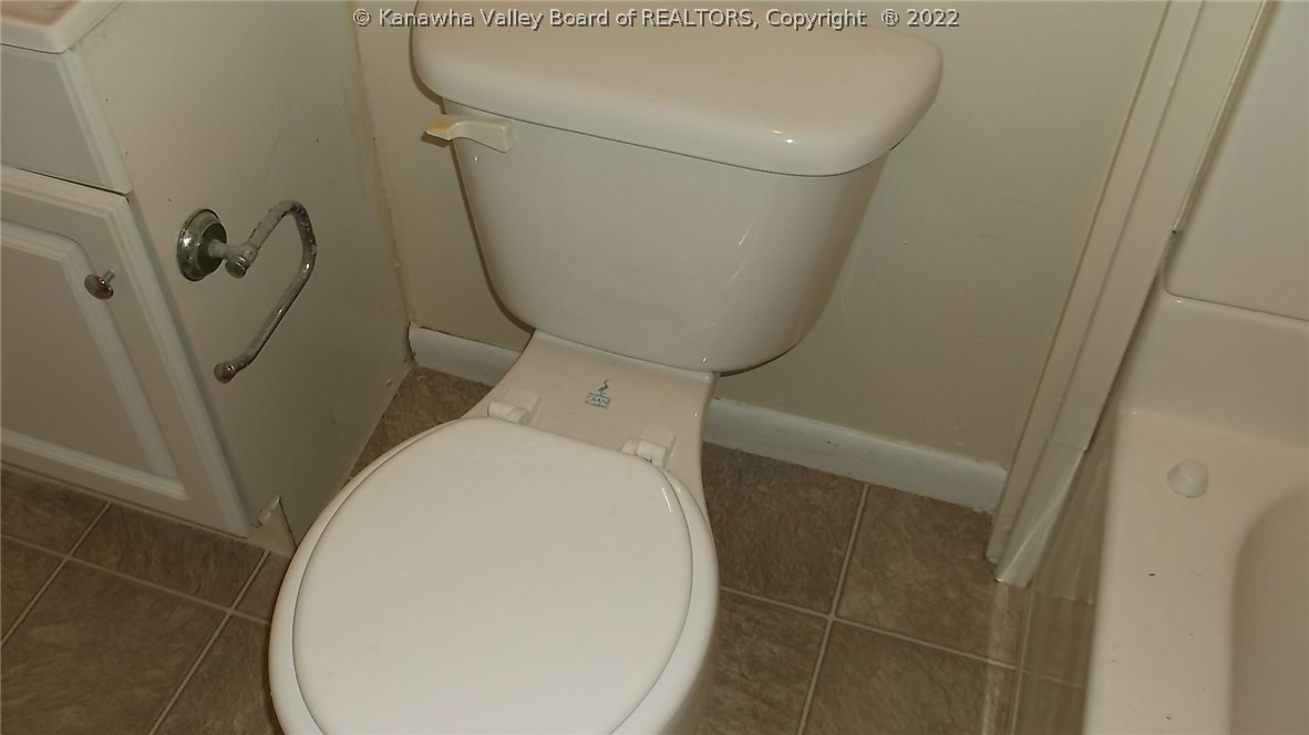 1012 Ellis Road St. Albans, WV 25177 - Photo 14 of 16 Gallery Image 14
