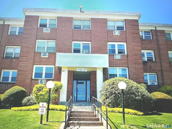 $119,900 | 1730 State Street, Unit 308, Hamden, CT 06517