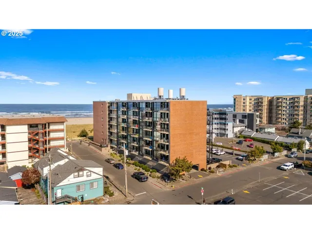 $375,000 | 475 South Promenade, Unit 112, Seaside, OR 97138