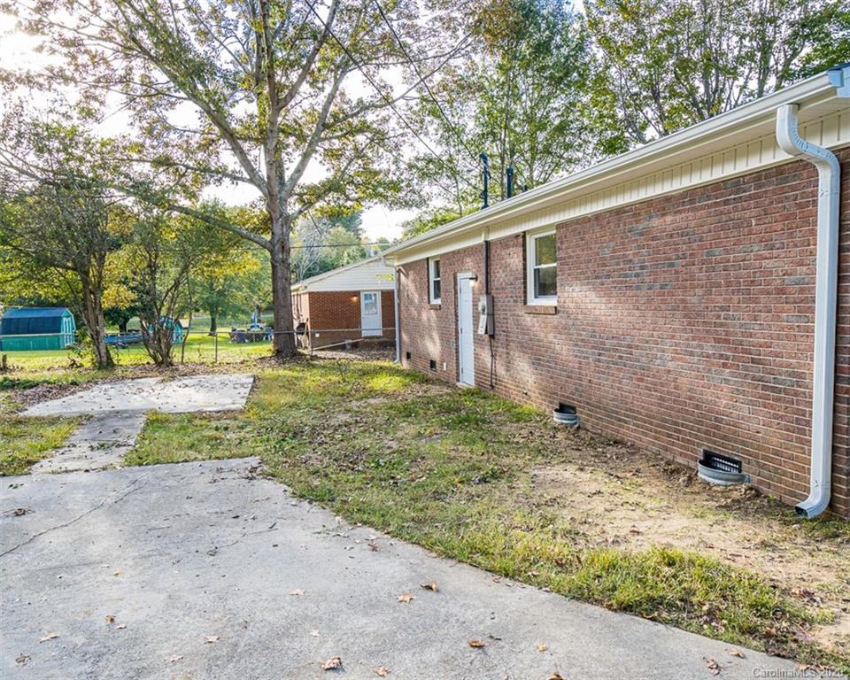 311 Robinson-Clemmer Road Dallas, NC 28034 - Photo 29 of 39 Gallery Image 29