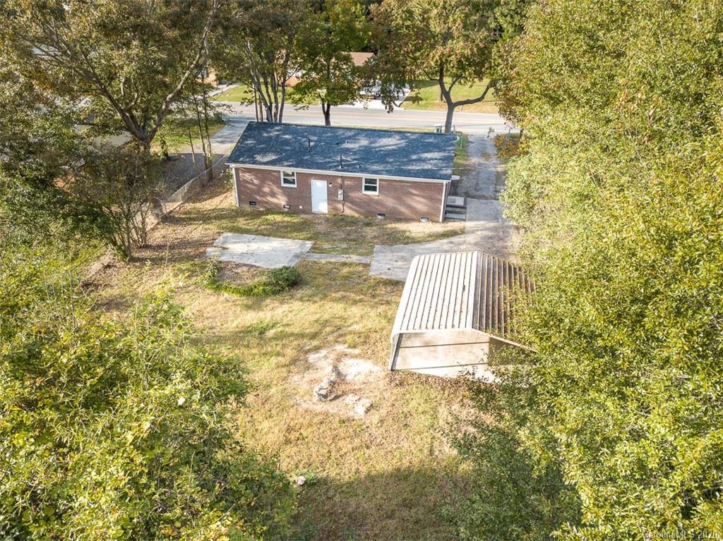 311 Robinson-Clemmer Road Dallas, NC 28034 - Photo 38 of 39 Gallery Image 38