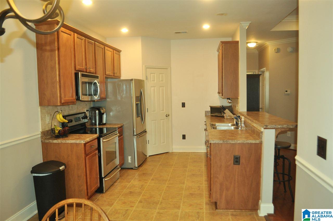 263 Creekside Lane Pelham, AL 35124 - Photo 9 of 34