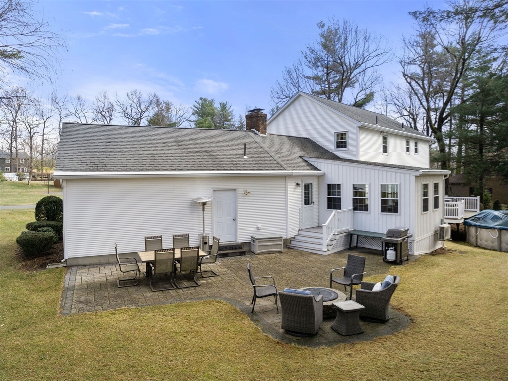 5 Blueberry Ridge Westfield, MA 01085 - Photo 23 of 34 a front view of a house with a yard