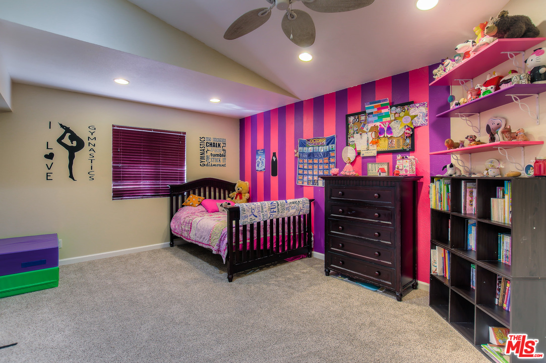 27875 Wakefield Road Castaic, CA 91384 - Photo 15 of 18 Gallery Image 15