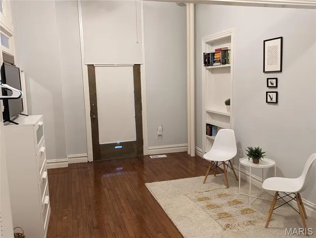 $1,750 | 3327 Magnolia Avenue, St. Louis, MO 63118