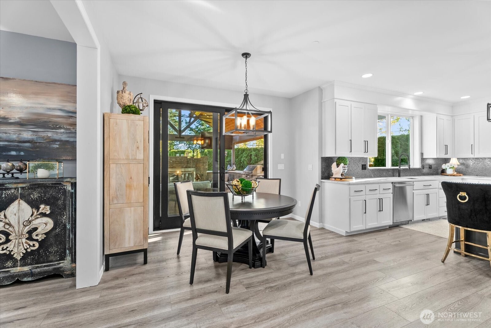 8907 Northeast 152nd Place Bothell, WA 98011 - Photo 13 of 40