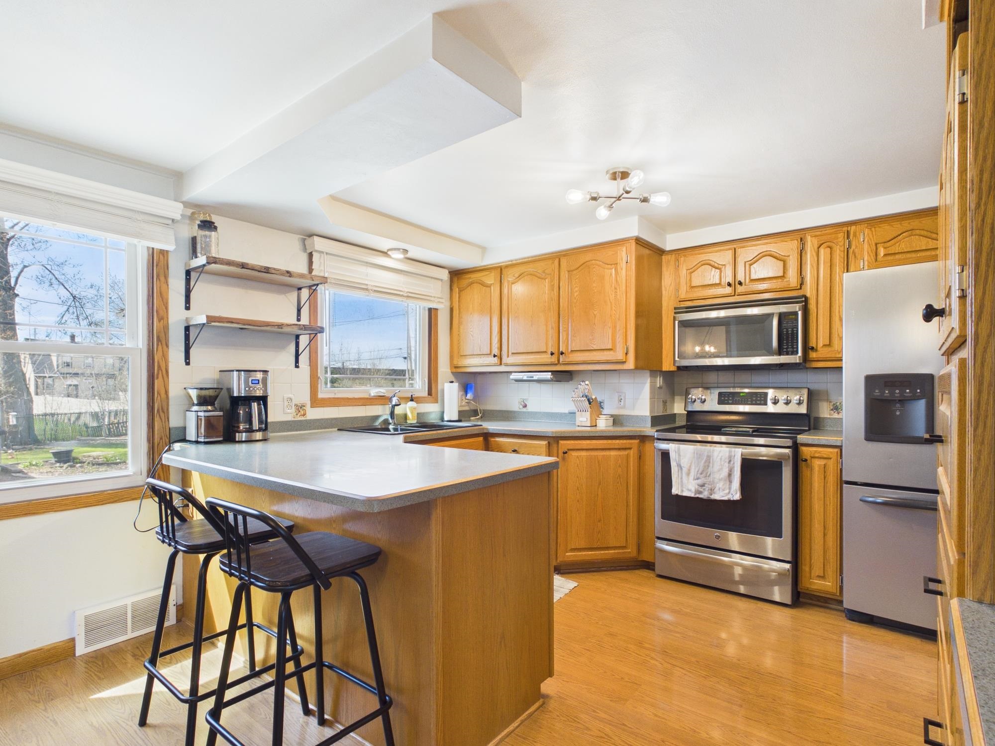 119 East Taft Avenue Appleton, WI 54915 - Photo 3 of 44