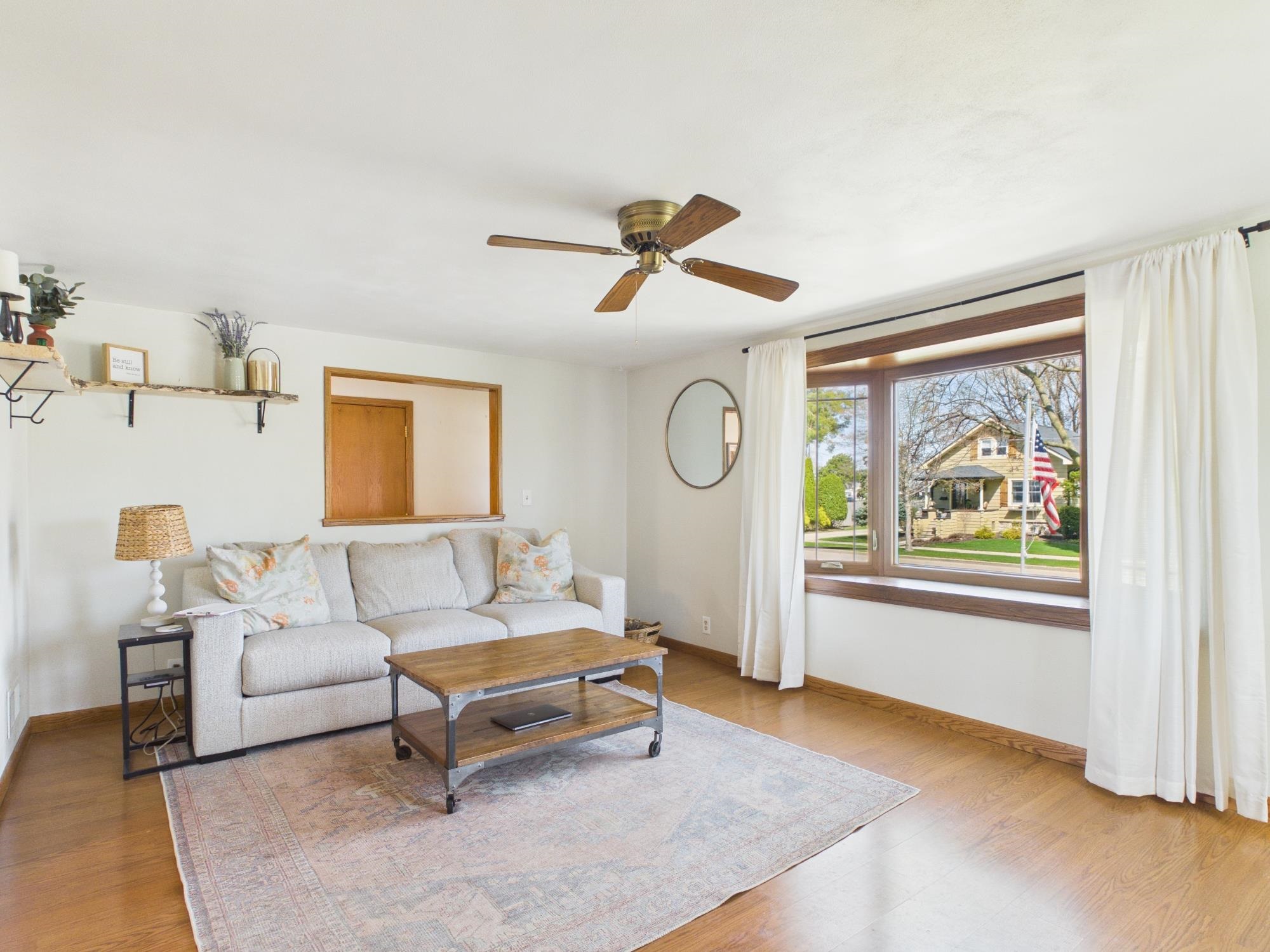 119 East Taft Avenue Appleton, WI 54915 - Photo 8 of 44