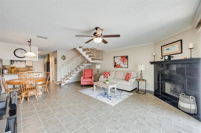 $348,900 | 5515 Club Cove Court, DeCordova, TX 76049