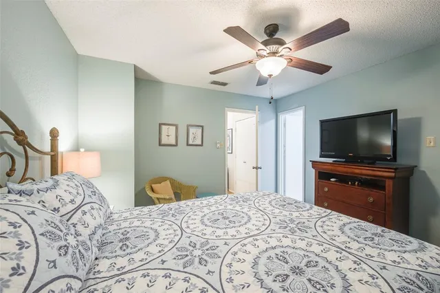 $348,900 | 5515 Club Cove Court, DeCordova, TX 76049