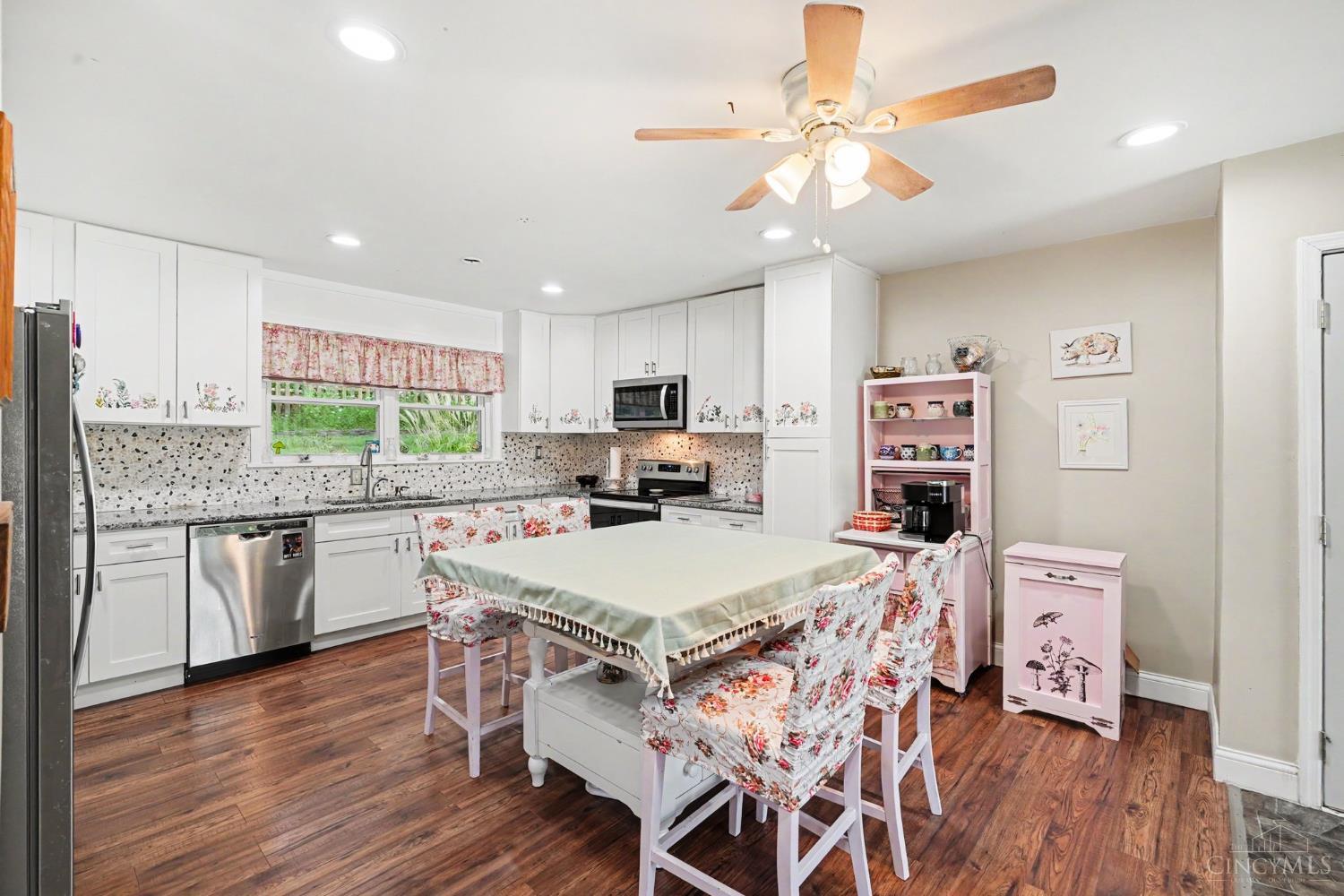 700 Eversole Road Cincinnati, OH 45230 - Photo 8 of 26 Gallery Image 8