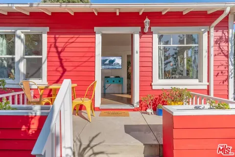 $1,700,000 | 619 Milwood Avenue, Venice, CA 90291