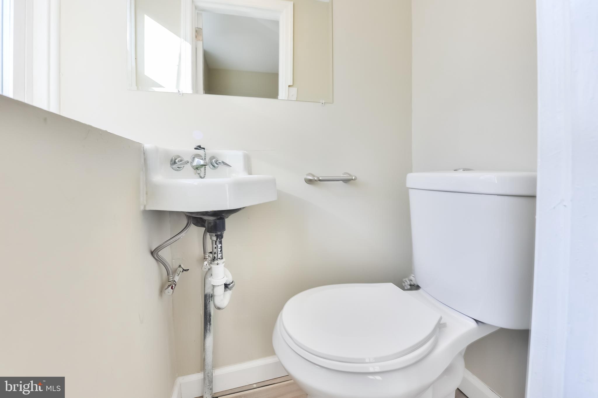 162 Edgehill Road Bala Cynwyd, PA 19004 - Photo 10 of 31 Gallery Image 10
