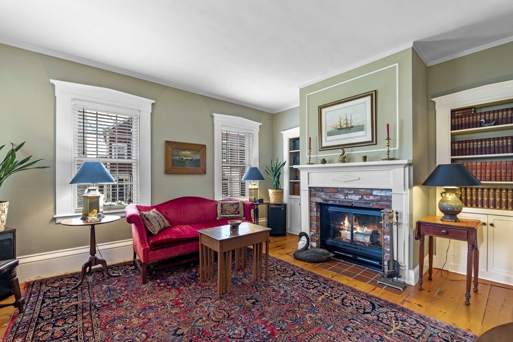 9 Hooper Street Marblehead, MA 01945 - Photo 6 of 36 Gallery Image 6