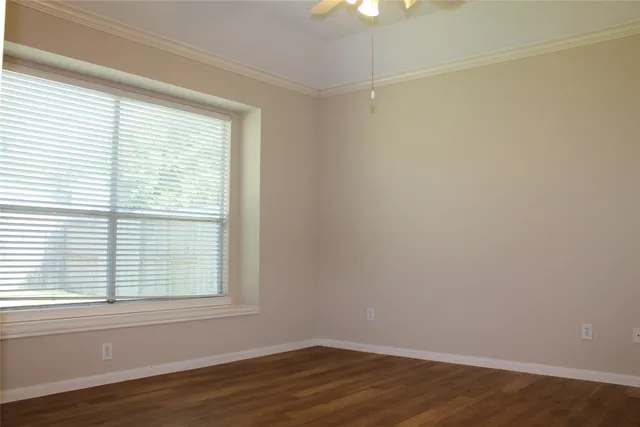 $2,400 | 3623 Chatwood Drive, Pearland, TX 77584