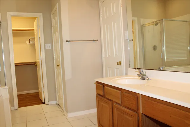 $2,400 | 3623 Chatwood Drive, Pearland, TX 77584