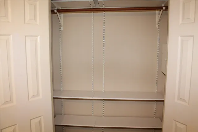 $2,400 | 3623 Chatwood Drive, Pearland, TX 77584