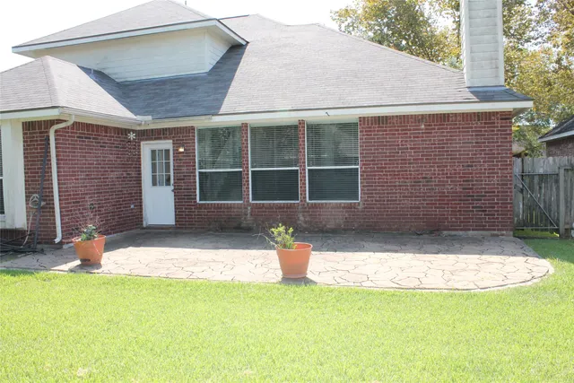 $2,400 | 3623 Chatwood Drive, Pearland, TX 77584