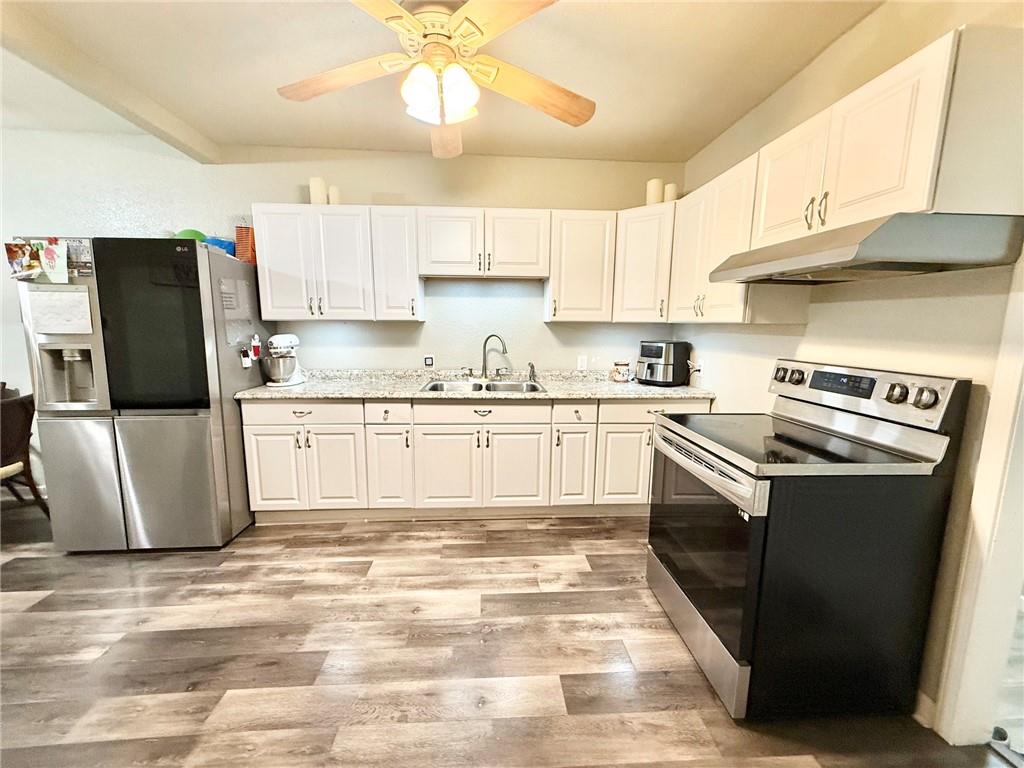 1831 Oneida Street Lexington, MO 64067 - Photo 9 of 35