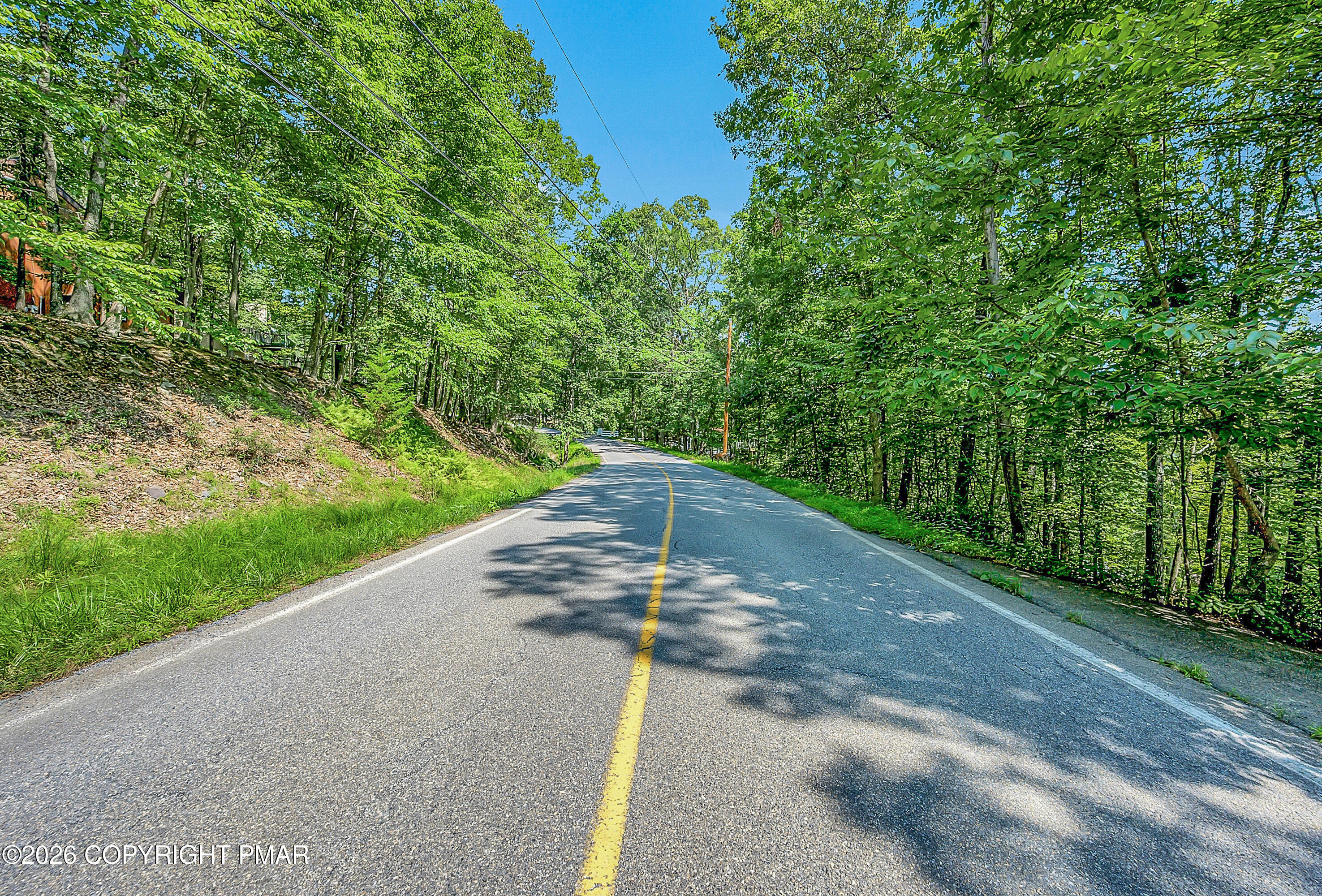 164 Bellingham Drive Bushkill, PA 18324 - Photo 39 of 46 Road